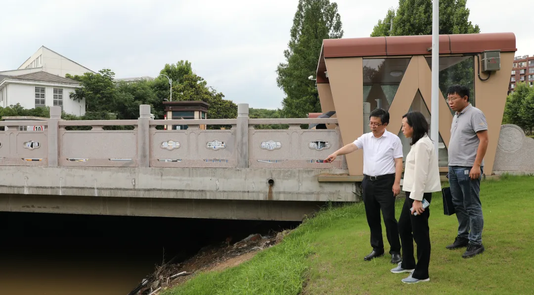 省生态环境厅“四不两直”调研汛期水质保障工作